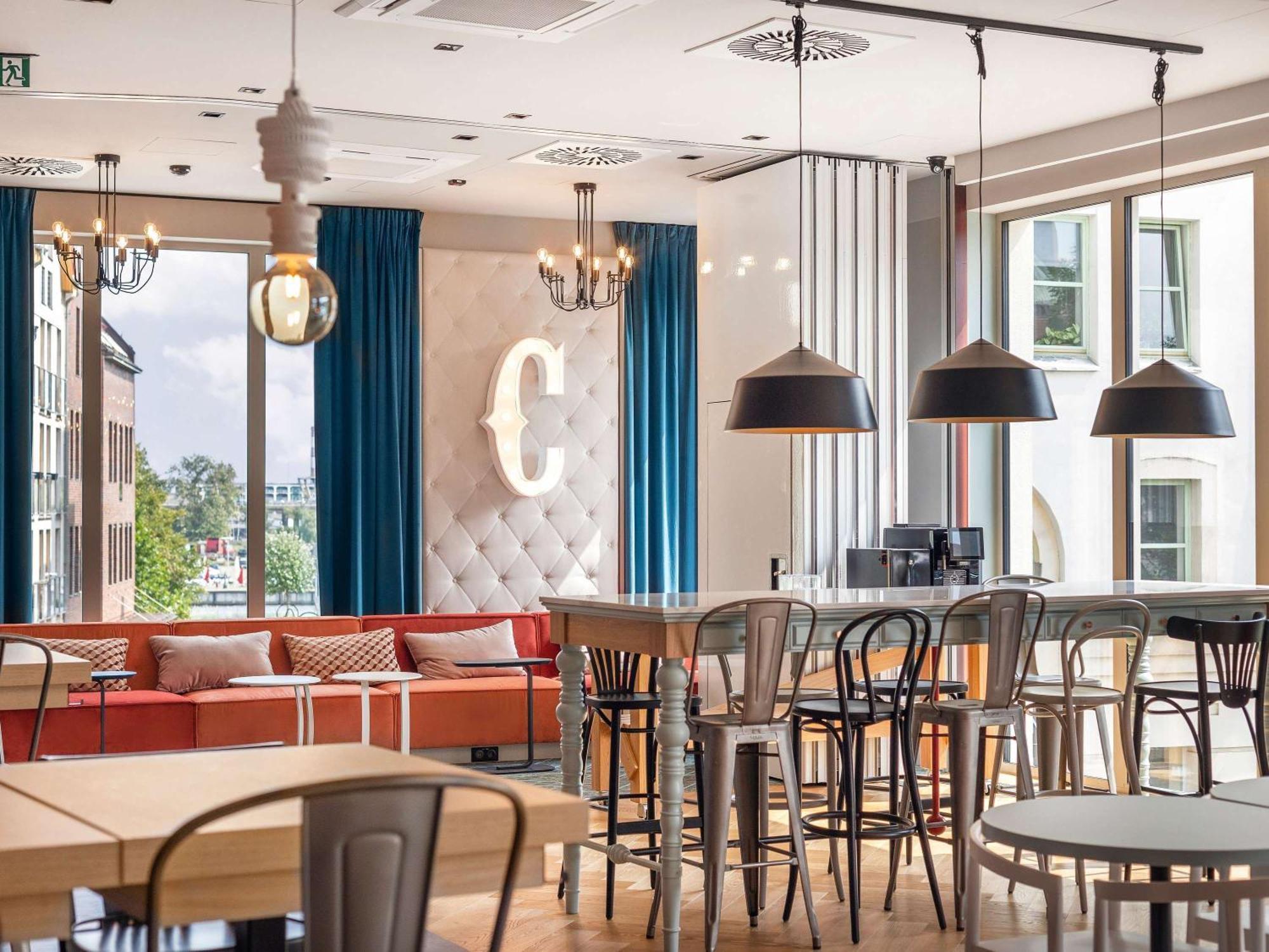 Ibis Styles Szczecin Stare Miasto Exterior foto